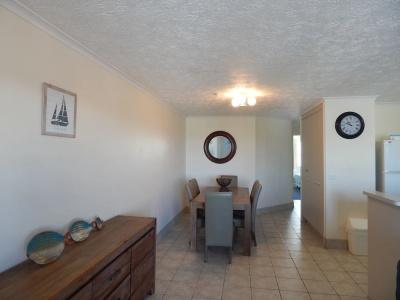 Tranquil Shores Holiday Apartments - 1