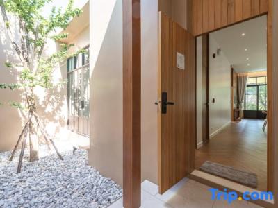 Saturdays Residence by Brown Starling Apart - 126