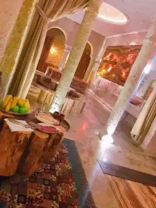 Oread Cave Suites - 341