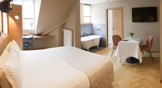 Hannong & Wine Bar - 5