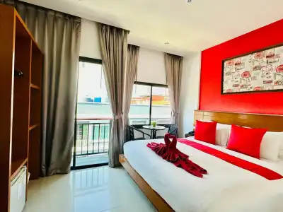 PJ Patong Resortel - 5