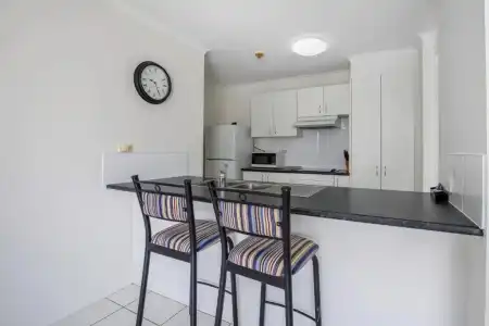 Baronnet Apartments - 206