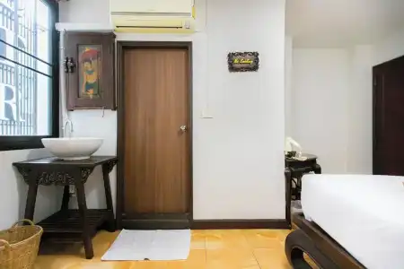 SK Boutique Maha Nakhon - 51