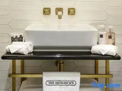 The Hendrick's - 98