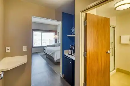 Holiday Inn Express & Suites Charlotte - South End by IHG - 96