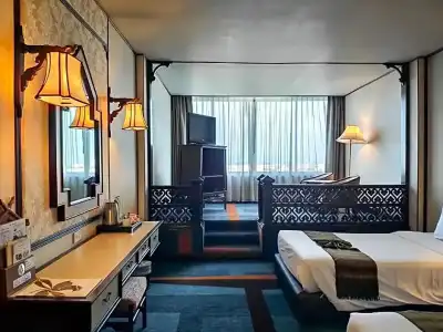 Chiang Mai Orchid - 90