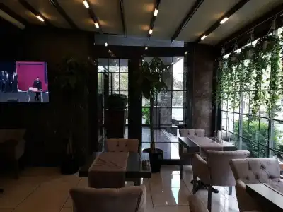 Home Boutique - 21