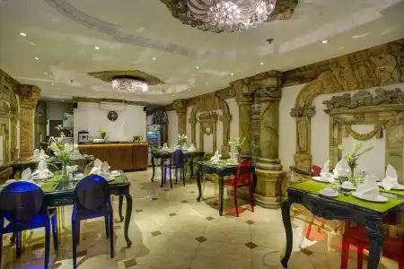 Hanoi Media and Spa - 18