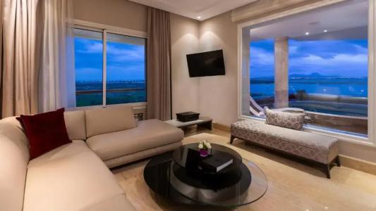 ADAM Suites - 102
