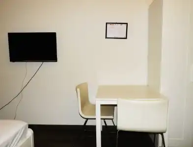 INSIDE FIVE City Apartments - 6