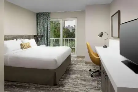 Hilton Garden Inn Miami Brickell South - 40