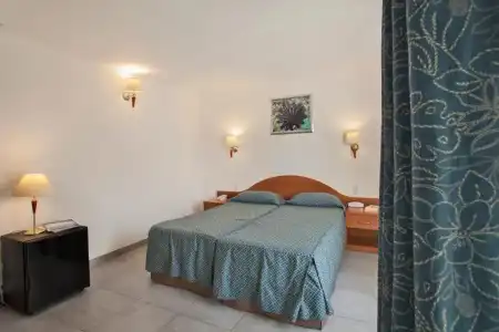 Hôtel Le Neptune - 55