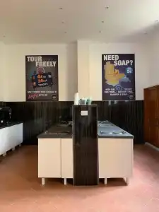 New Generation Hostel Tirana Center - 17