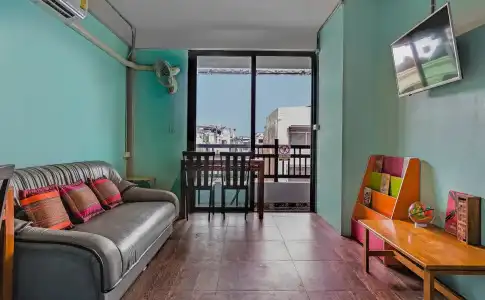 The Guest - Hostel - 7