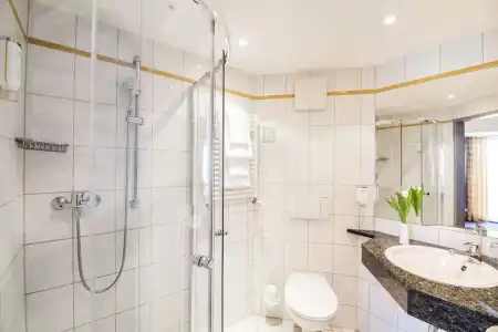 Garner Elmshorn by IHG - 19