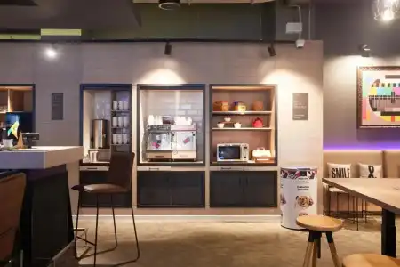 Moxy Bucharest Old Town - 7
