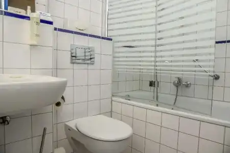 Best Western Comfort Business - 79