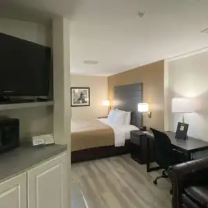 Quality Inn Branson - Hwy 76 Central - 21