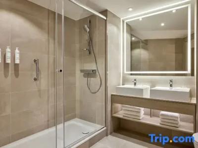 Courtyard by Marriott Berlin City Center - 56