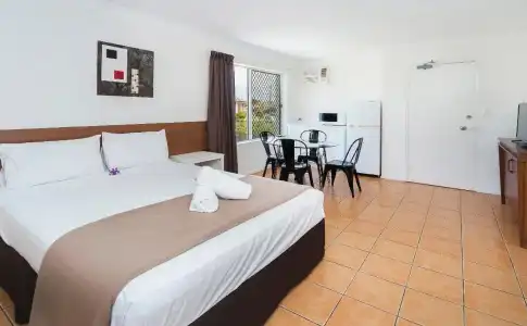 Sunshine Beach Resort - 5