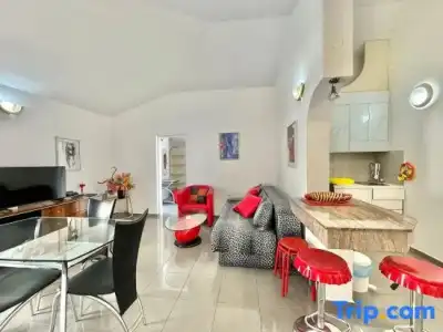 Sun Rose Apartments - 98