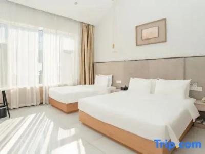 Grand Metropark Bay Sanya - 76