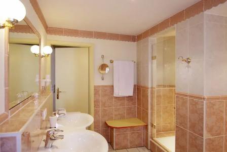 & Restaurant Sonne - 61