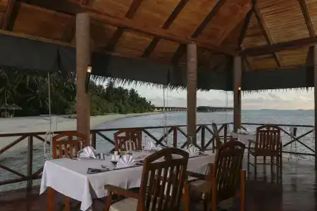 Medhufushi Island Resort - 5