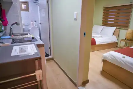 Seoul Station R Guesthouse - 57