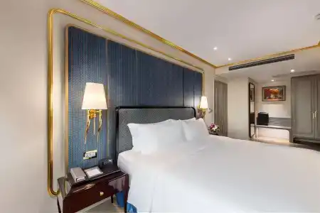 Dolce by Wyndham Hanoi Golden Lake - 4
