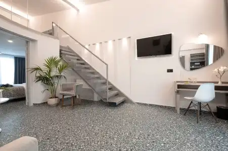 Pearl SeaBreeze Suites - 66