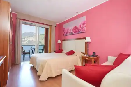 Belfiore Park - Adults Only - 35