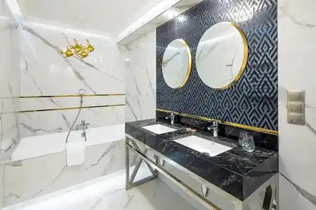 Royal Baltic Luxury Boutique - 79