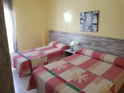 Hostal Virgen del Rocio - 29