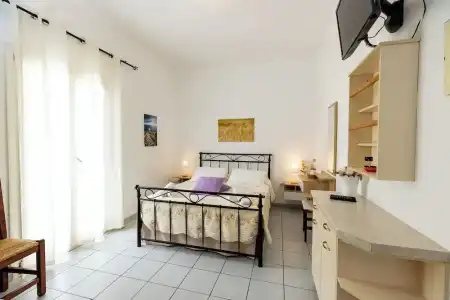 Pension Ageliki - 22