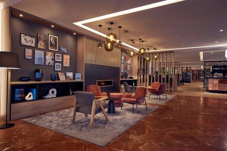 DoubleTree by Hilton Hannover Schweizerhof - 1