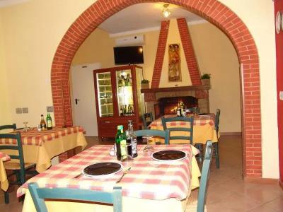 Paradise Airport - 14