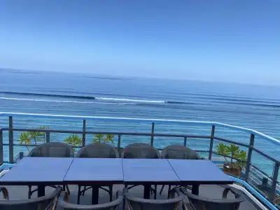 The Hive Beach - 36