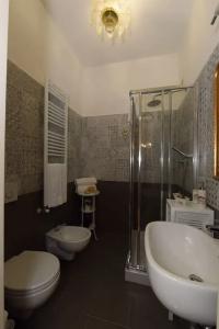 Romantic Escapade in Venice - 8