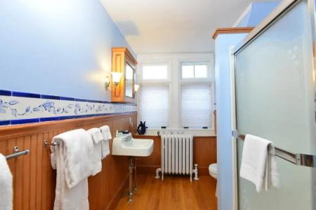 Wilburton Inn - 130