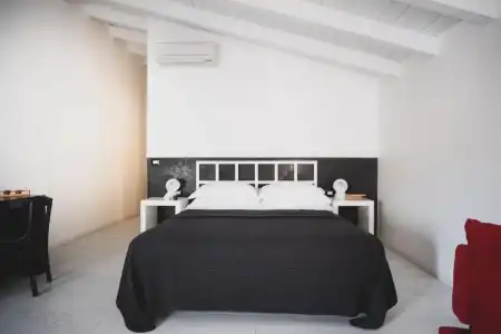 Casa Fola - City Centre Rooms - 44