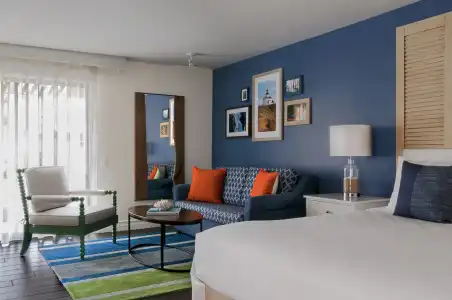Paradise Point Resort & Spa - 1