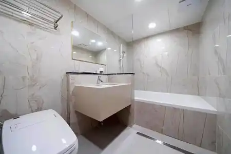 Busan Seomyeon YTT - 130