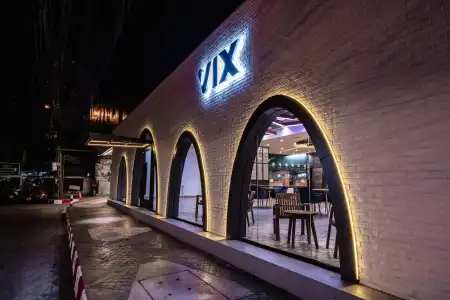VIX Bangkok at Victory Monument - 11