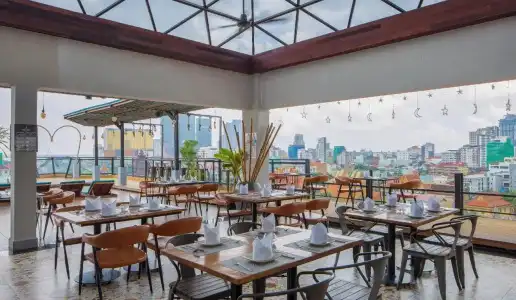 Phnom Penh 51 & Residences - 19