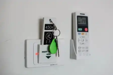 48 Metro - 50