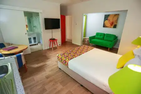 Port Douglas Motel - 61
