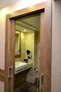 Engin Otel - 31