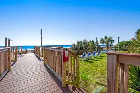 Carolinian Beach Resort by Vacasa - 318
