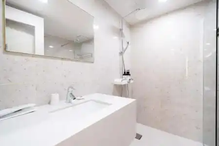 Busan Seomyeon YTT - 223